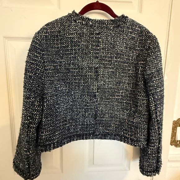 Theory New Blue & White Tweed Cropped Collarless Jacket Size 10 - Picture 4 of 12